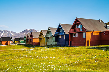 斯瓦爾巴朗伊爾機場三字代碼(LYR)_Longyearbyen空運機場,斯瓦巴和揚馬延機場