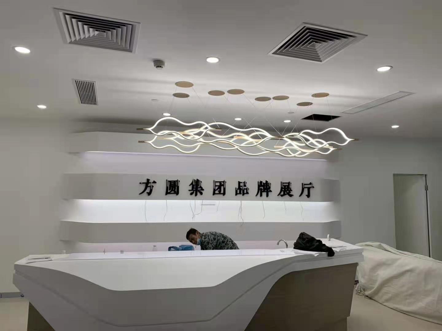 珠海方圓集團55寸3.5mm液晶拼接屏拼接屏(圖2)